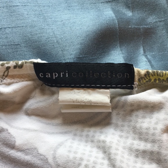 Halter Top with Floral Print by Capri Collection S - Picture 8 of 8